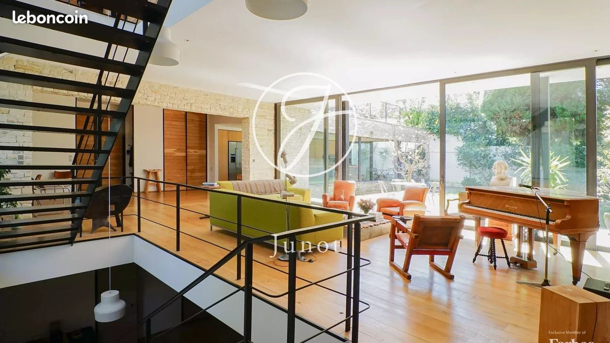Maison 8 pièces 342 m² · à Colombes · 342 m² · 2 290 000 €