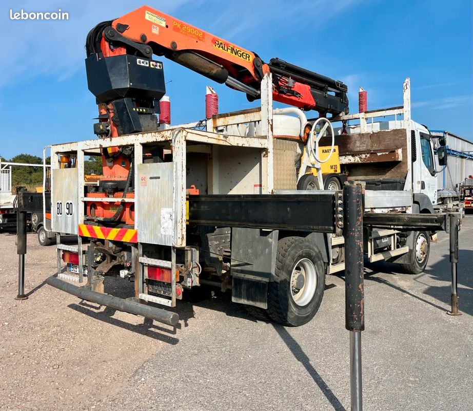 Renault Kerax 370dci 4x4 plateau grue Palfinger (image 22)