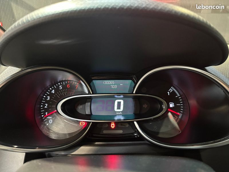Renault CLIO IV ESTATE 1.2 TCE 120CH ENERGY INTENS (image 28)