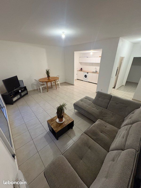 Appartement 3 pièces 70 m² · à La Seyne-sur-Mer · 70 m² · 1 095 €/mois