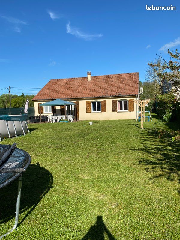 Maison 5 pièces 92 m² · à Corbeilles · 92 m² · 180 000 €