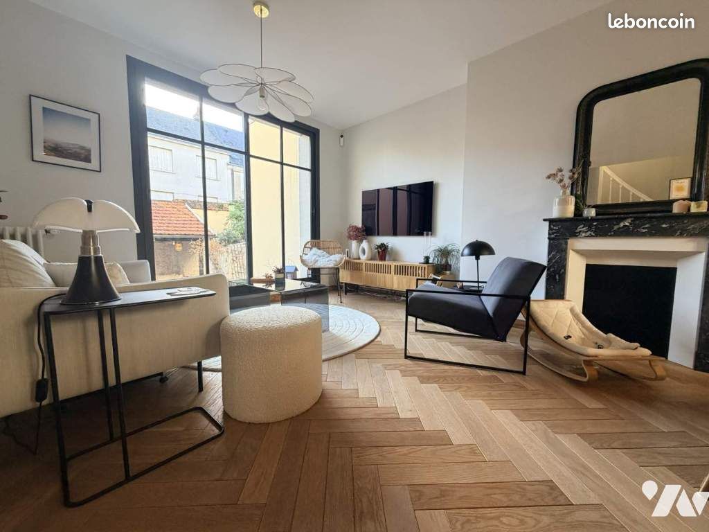 Maison 6 pièces 100 m² · à Tours · 100 m² · 558 568 €