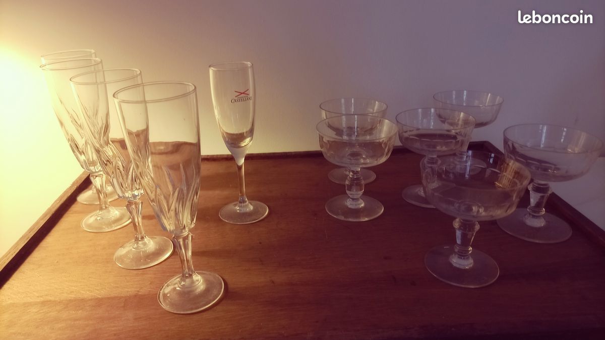 4 flûtes à champagne en cristal / 6 coupes à champagne en cristal / 1 flûte à champagne en verre gratuite (image 1)