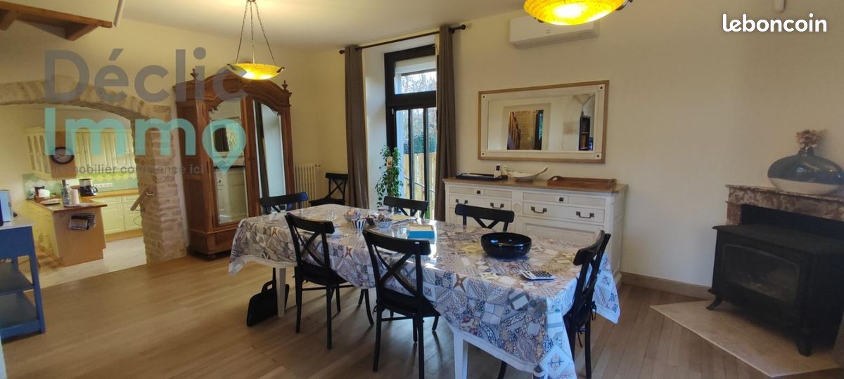 Propriété 8 pièces 199 m² - Brioux-sur-Boutonne 79170 (image principale 7)