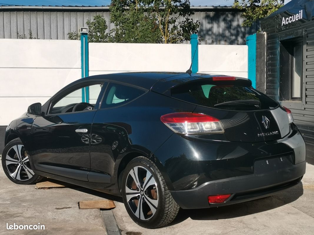 Renault megane coupé 1.5 DCI 110CV / FINITION BOSE / 190000km/ ÉTAT NEUF (image 3)