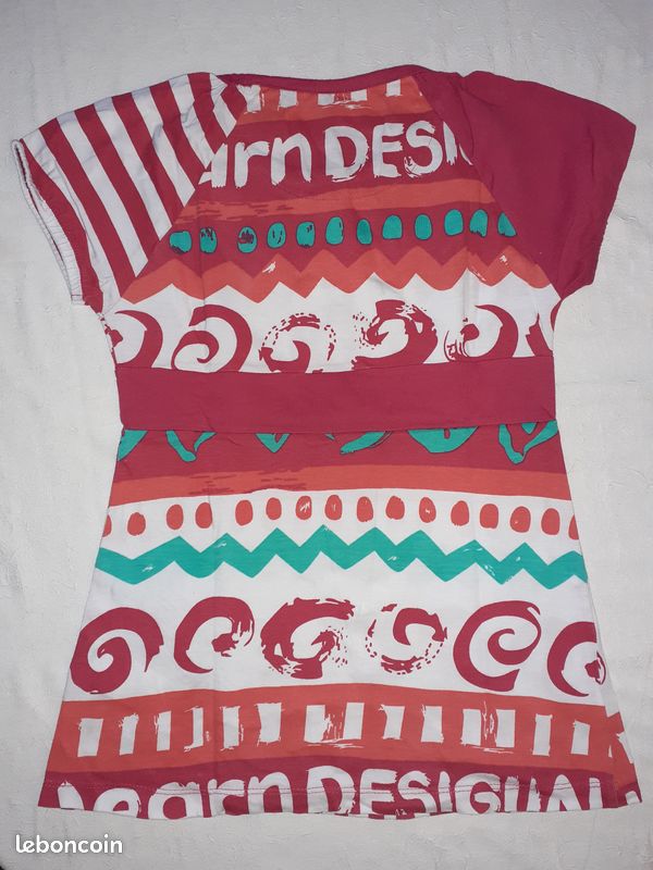 Lot 2 hauts MC Desigual/Benetton 10ans - cormas (image 3)