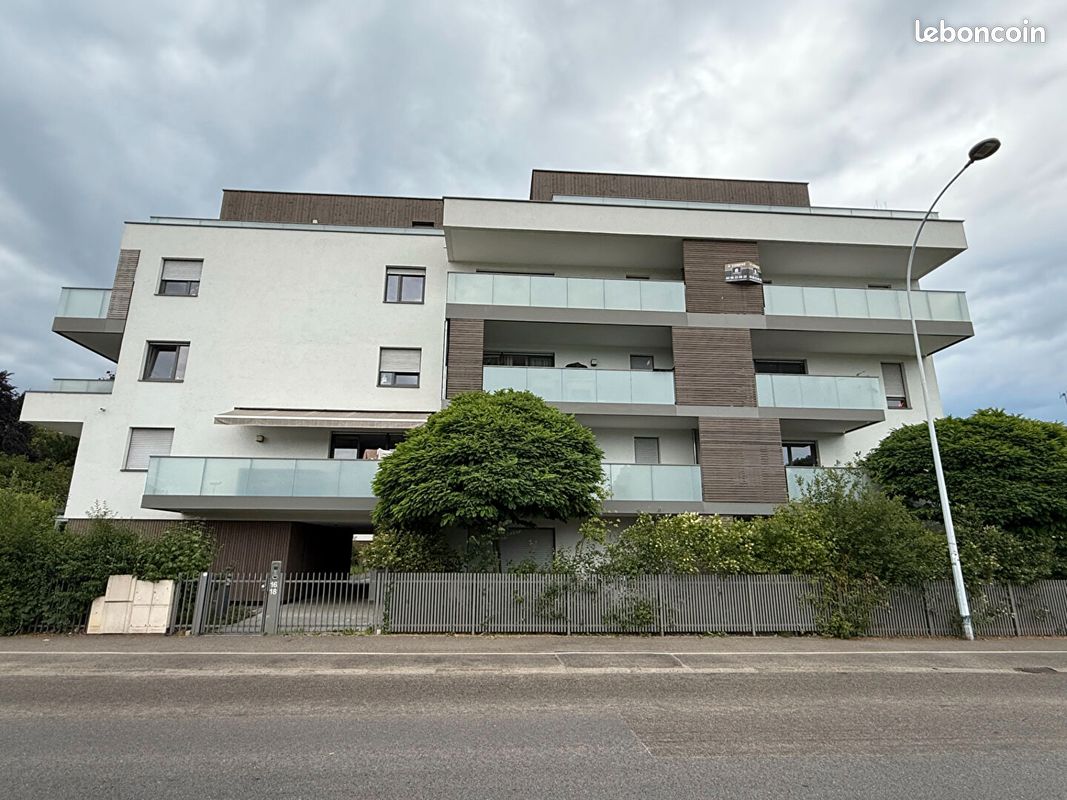 Parking 15 m² · à Strasbourg · 15 m² · 70 €/mois