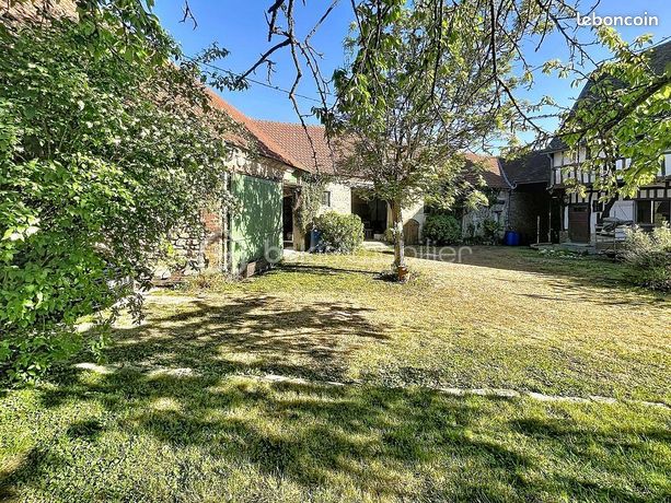 Ferme 7 pièces 261 m² — 2