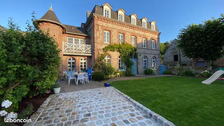 Maison 12 pièces 254 m² · à Veules-les-Roses · 253,9 m² · 815 000 €