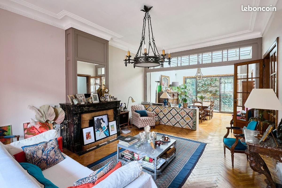 Maison 8 pièces 306 m² · à Lille · 306 m² · 750 000 €