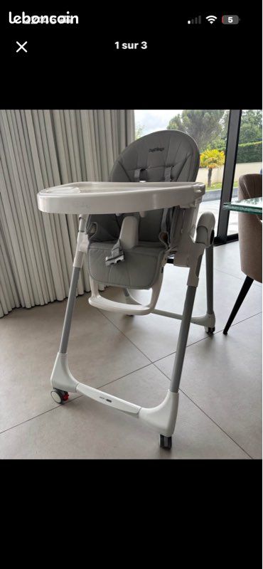 Chaise haute (image 1)