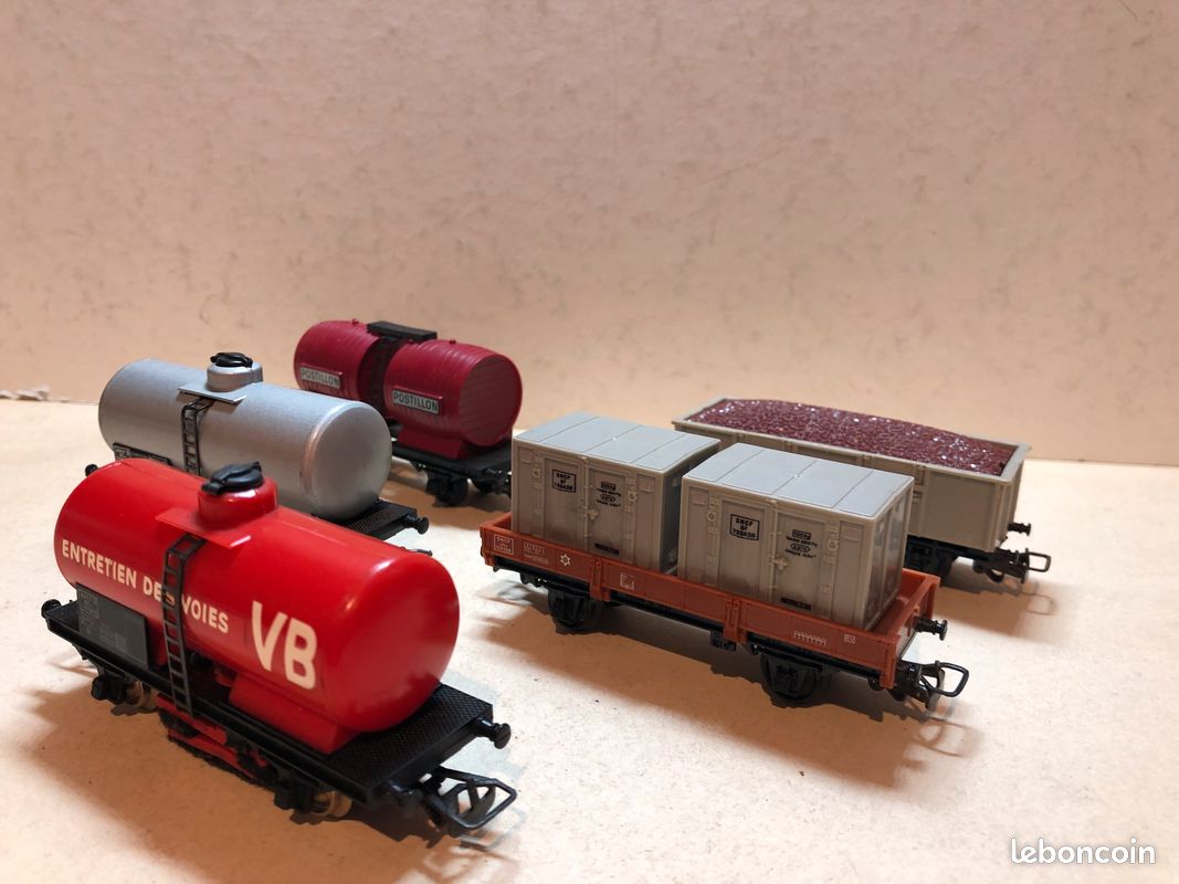 Lot Trains Miniatures HO - Rails, Voitures, Wagons Marchandises - Occasion