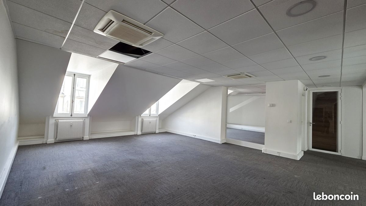 Bureaux 262 m² Paris (image 2)