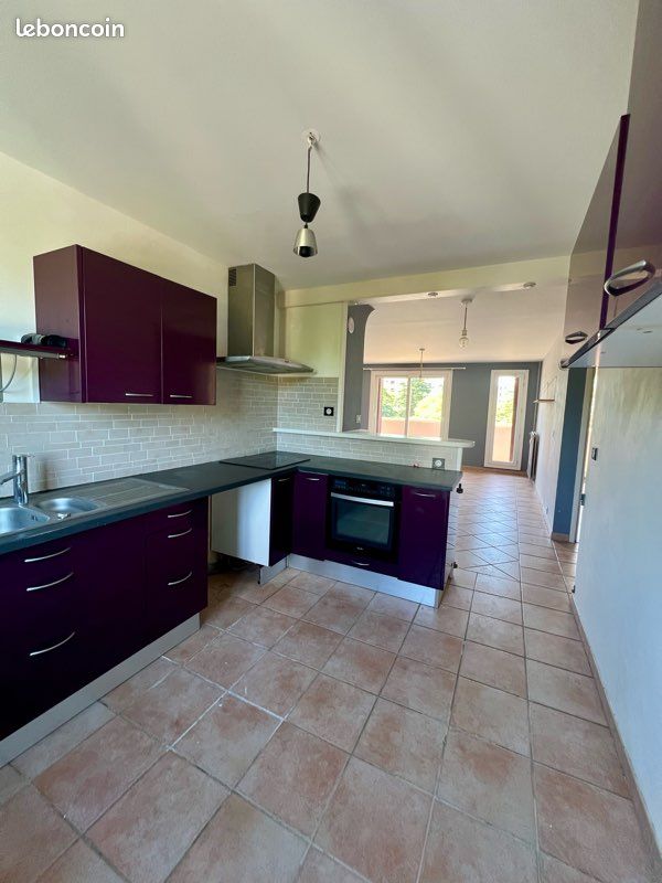 Appartement 4 pièces 80 m² · à Saint-Priest · 80 m² · 189 000 €