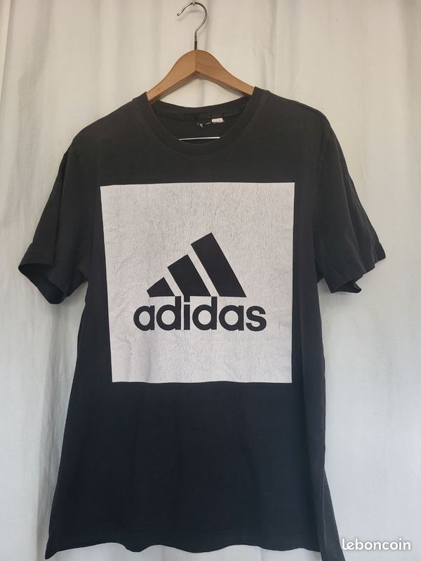 T-shirt Adidas pour homme très bon état taille L couleur noir (image 1)