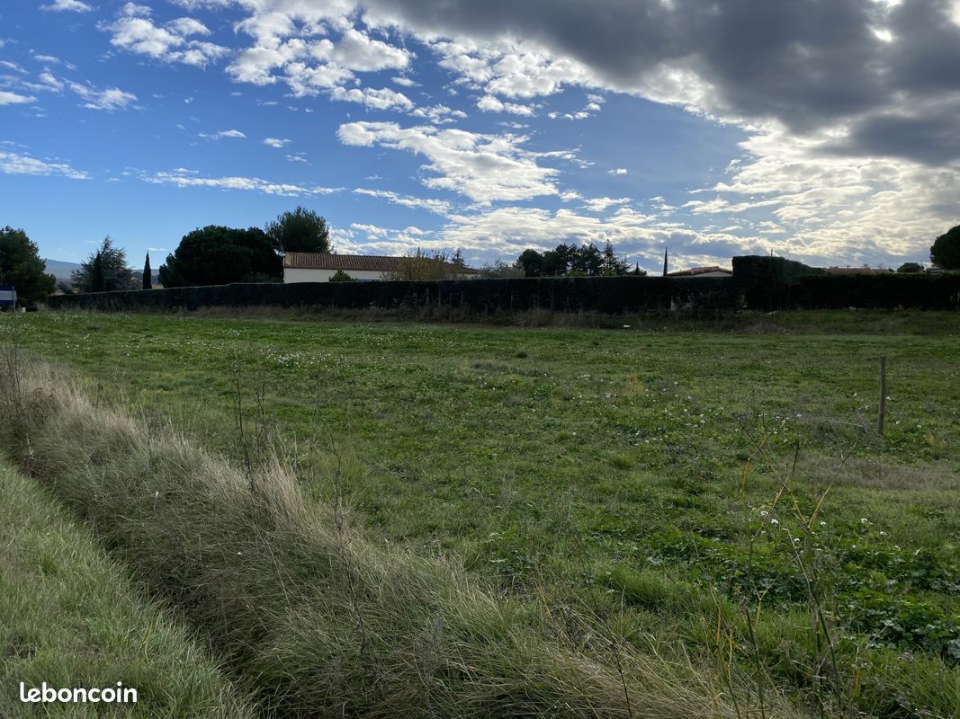 Terrain 3086 m² · à Pauligne · 3 086 m² · 60 000 €