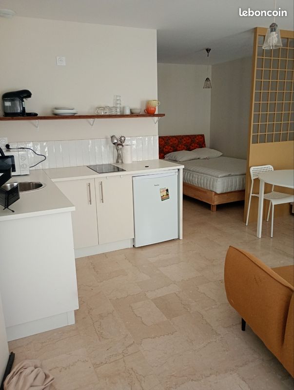 Appartement 1 pièce 25 m² · à Landivisiau · 25 m² · 450 €/mois