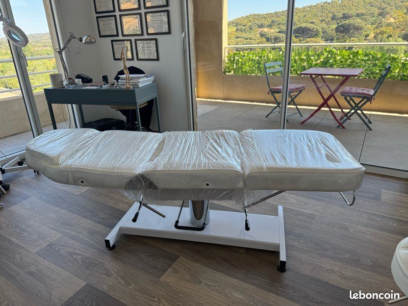 Fauteuil de travail pour institut (image 3)