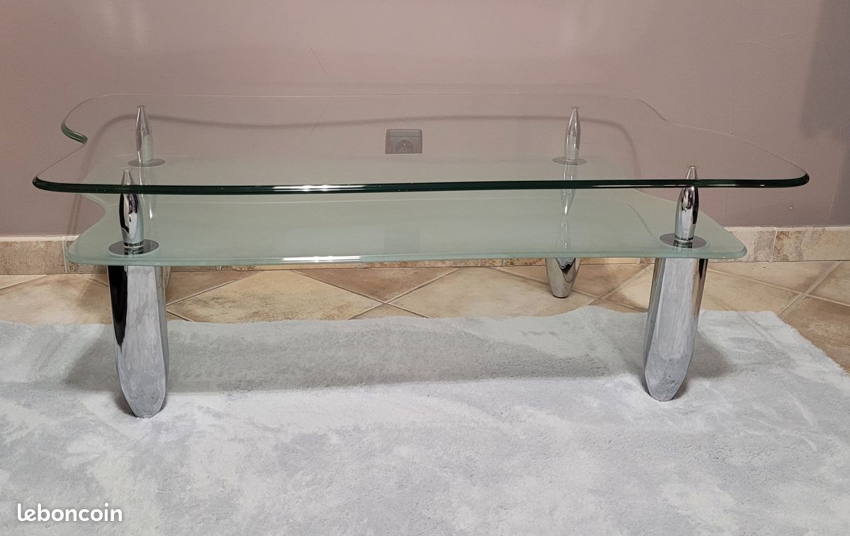 Table basse en verre avec pieds inox (image 1)