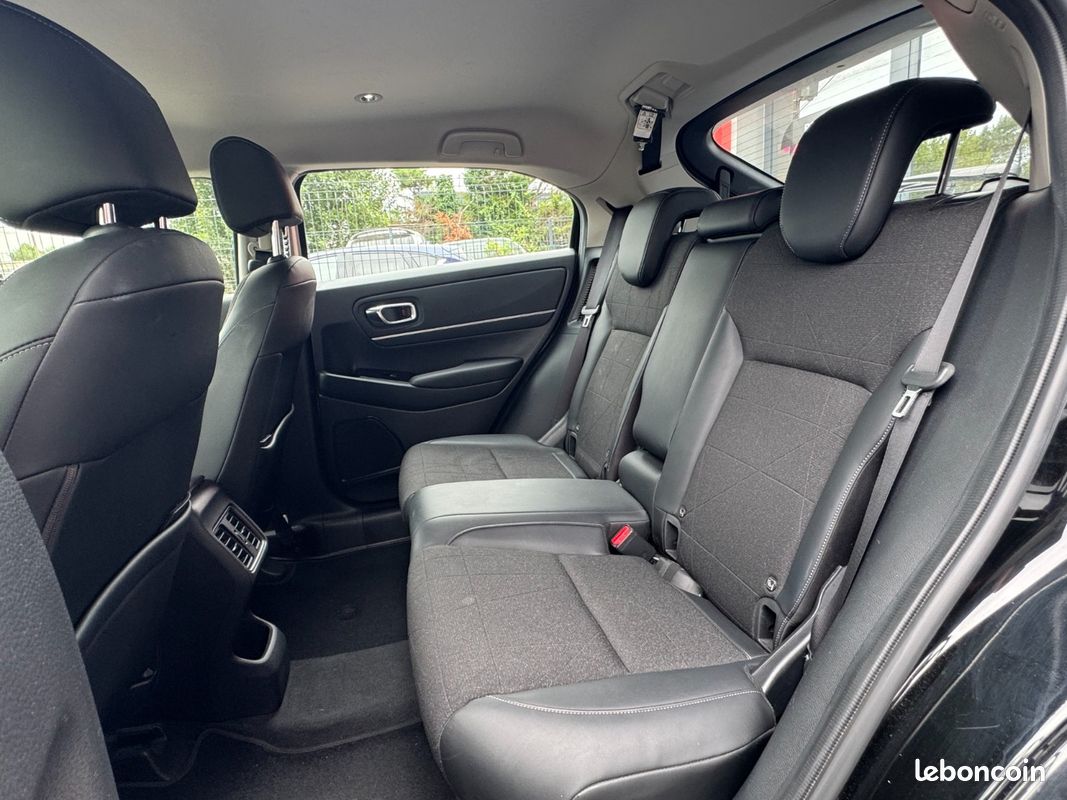HONDA HR-V E:HEV 1.5 i-MMD Advance ENTRETIEN COMPLET HONDA/ CAMERA DE RECUL/ SIEGES ET VOLANT CHAUFFANTS/ APPLE CAR P (image 10)