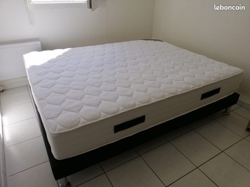 Vend ensemble lit complet (image 1)