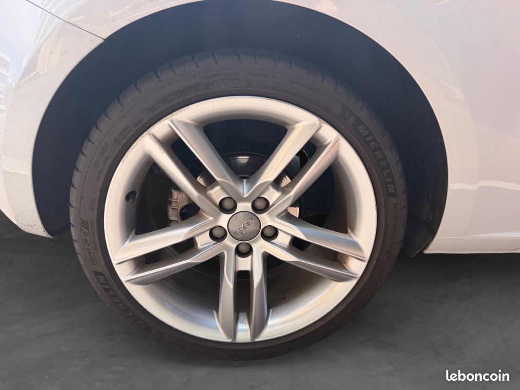 AUDI A1 1.6 TDI 105 S LINE 105Ch Garantie 12 mois (image 18)