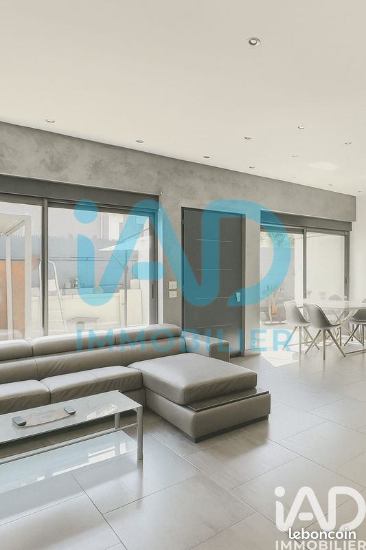 Maison 8 pièces 175 m² · à Aubervilliers · 175 m² · 659 900 €