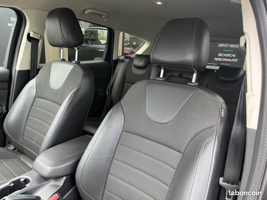 FORD KUGA 2.0 TDCi - 180 Powershift 4x4 Sport Platinium (image 14)