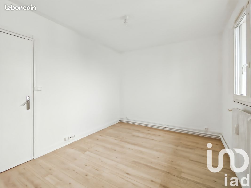 Appartement a louer sainte-genevieve-des-bois - 4 pièce(s) - 72 m2 - Surfyn