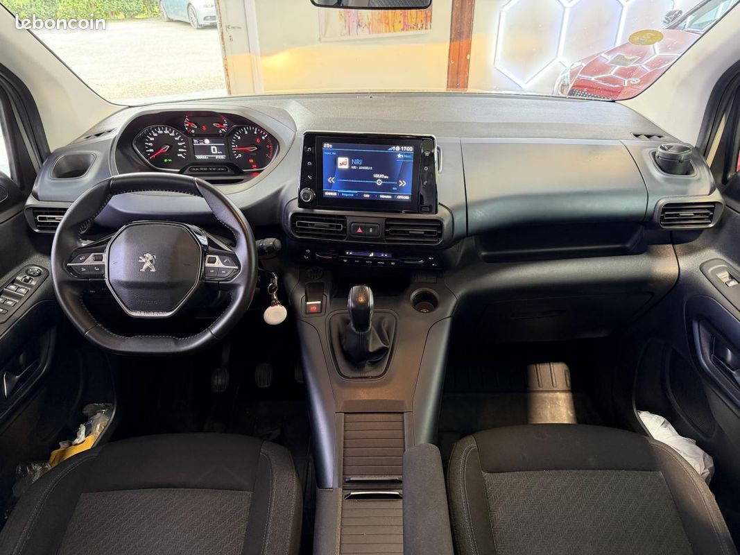 Peugeot rifter combi 1.5 bluehdi 100ch l1 allure garantie 12 mois (image 13)