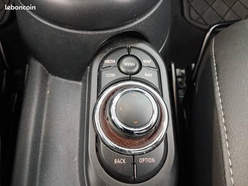 Mini Mini 5 Portes Cooper 136ch Edition Premium BVA7 (image 22)