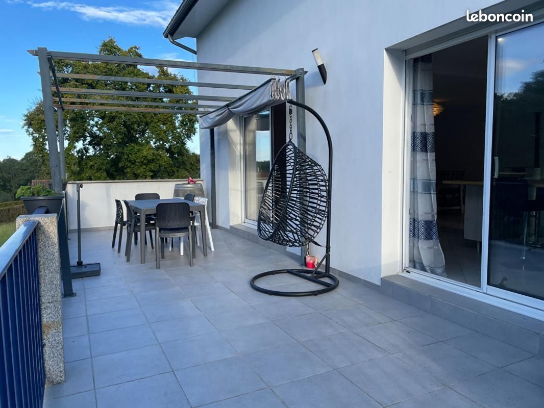 Maison 9 pièces 167 m² - Urcuit 64990 (image principale 6)