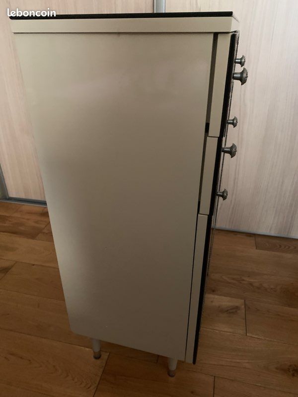 Belle commode vintage année60/ 70en miroir fumé de la marque MONTOUT (image 5)