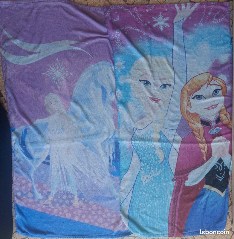 Grande Serviette De Plage 70x140 Cm La Reine Des Neiges / Elsa - 100% Polyester Pour Enfants