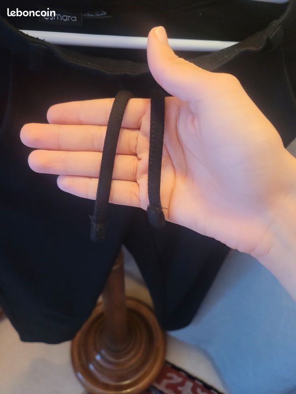 Pantalon noir classique (image 3)