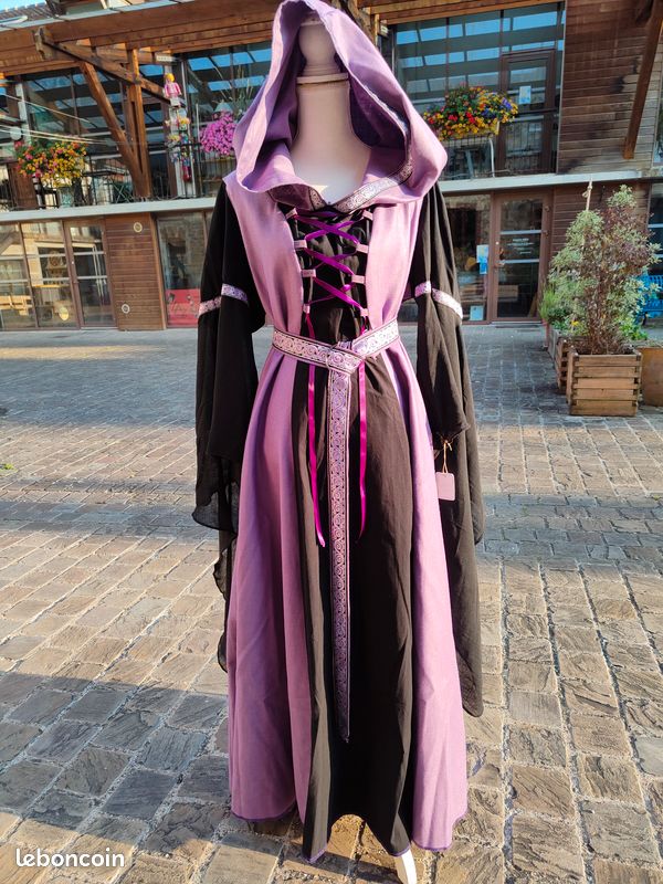 Robe médiévale en lin (image 1)