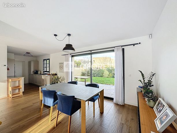 Maison 6 pièces 140 m²
