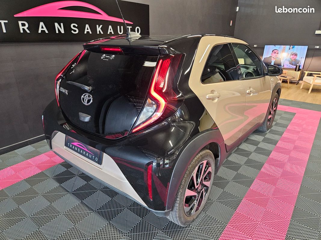 Toyota AYGO X Design 1.0 VVTi 12V 72 cv (image 4)