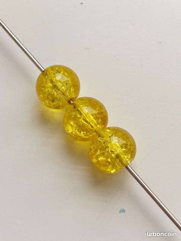 Lot De 30 Perles Vintage En Verre Blanc-beige-jaune Orangé - Pour Macramé, Bijoux
