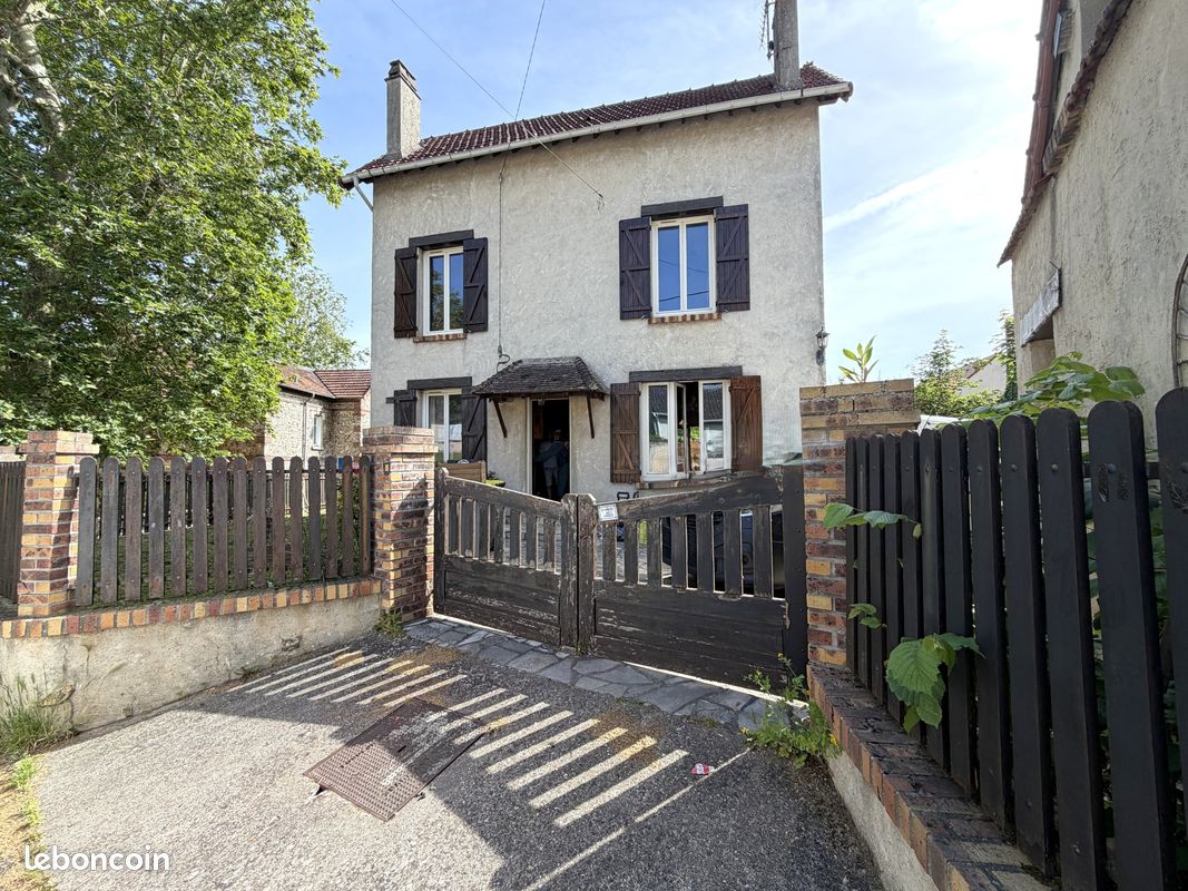 Maison 6 pièces 100 m² · à Houdan · 100 m² · 167 900 €