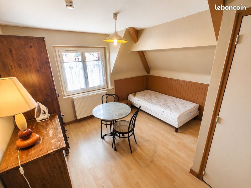 Appartement 1 pièce 16 m² · à Brive-la-Gaillarde · 16 m² · 360 €