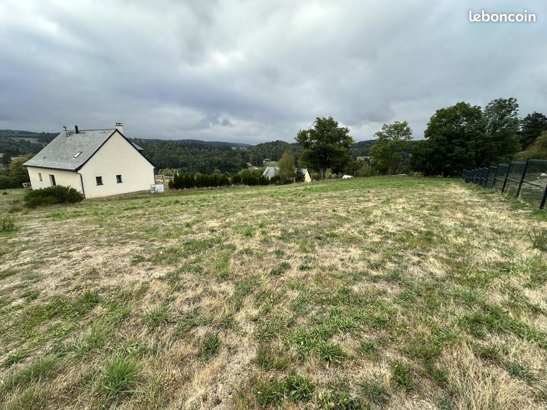 Terrain 1200 m² · à Val d'Arcomie · 1 200 m² · 38 000 €