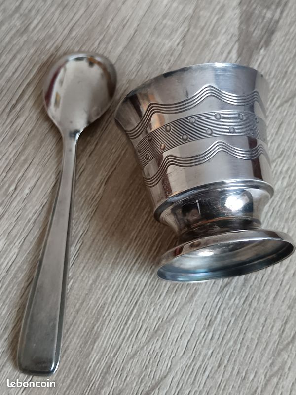 Vintage 80 – Ensemble Petit-déjeuner Coquetier + Bol Avec Cuillère, Inox Et Plastique