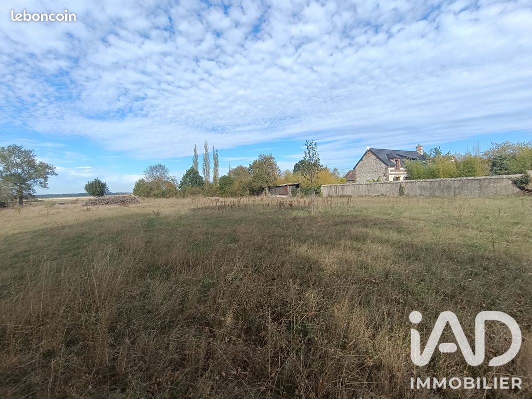 Terrain 2185 m² · à Verneuil d'Avre et d'Iton · 2 185 m² · 53 500 €