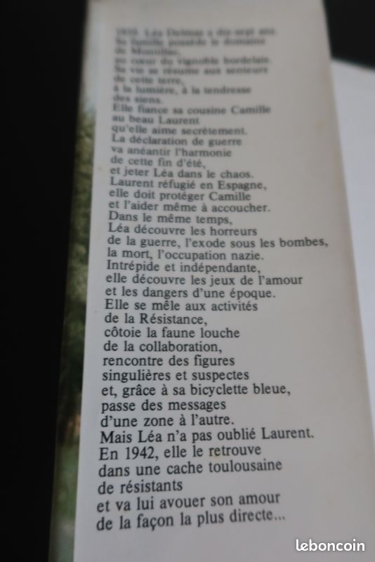 Livre Régine Deforges - La Bicyclette bleue - 1939-1942 (image 3)
