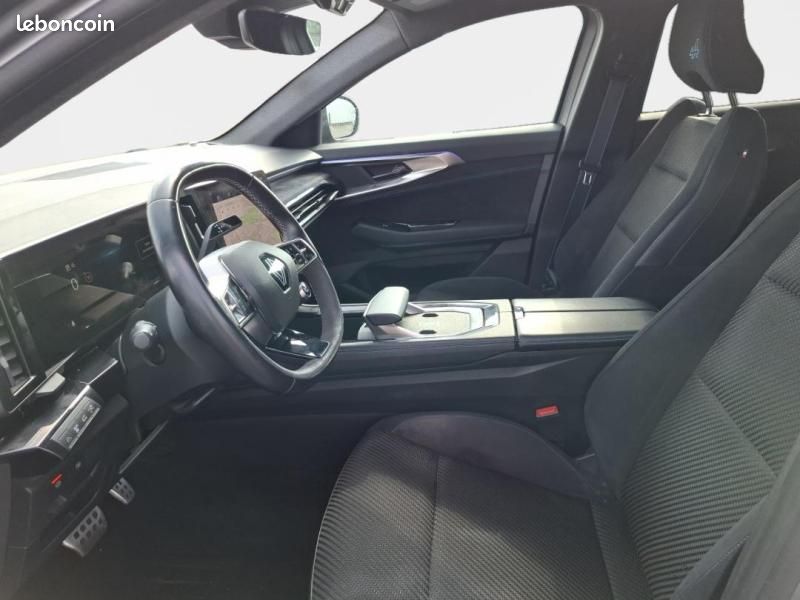 Renault Austral 1.3 TCe mild hybrid 160ch Techno esprit Alpine auto (image 14)