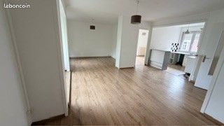 Appartement 3 pièces 66 m² · à La Madeleine · 66 m² · 800 €