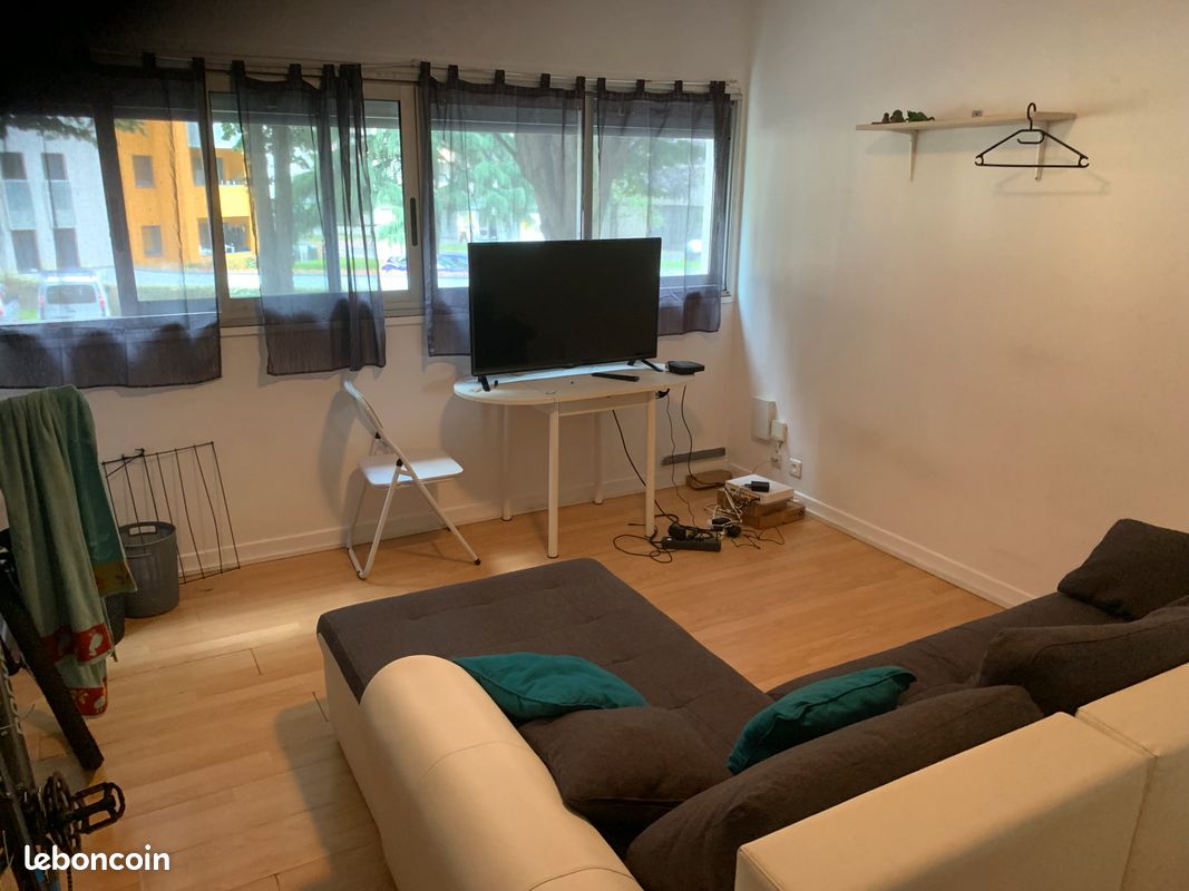Appartement 1 pièce 25 m² · à Pau · 25 m² · 380 €