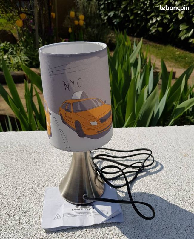 Lampe touche de chevet enfant (voitures) (image 2)
