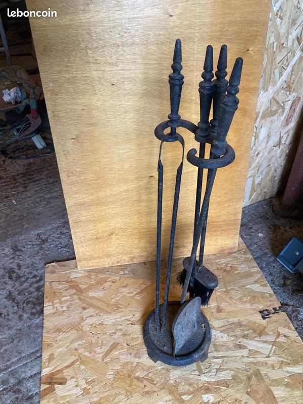 Paire De Chenets Anciens Pour Cheminée – XVIIIe Style – Laiton – Déco Maison Vintage